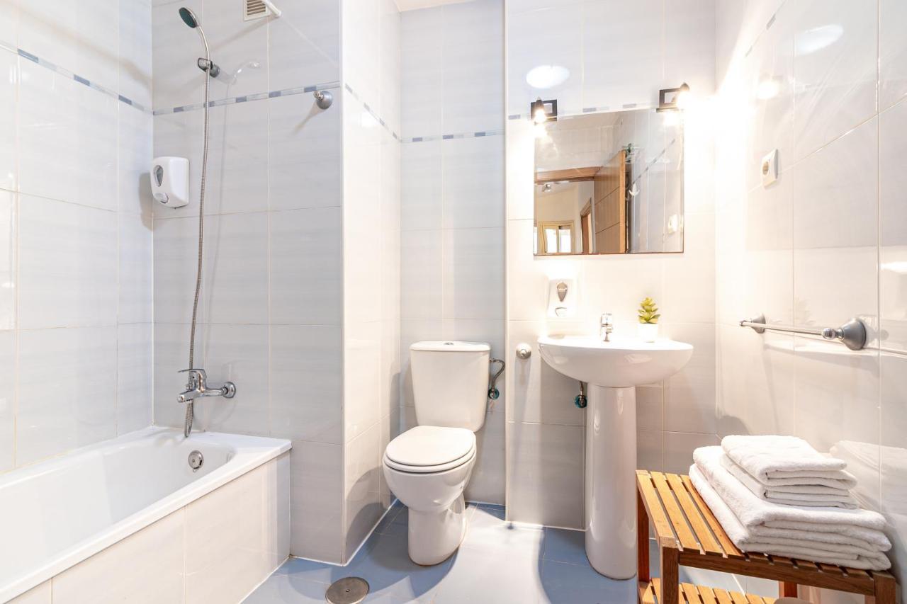 San Rafael 1 Apartments مالقة المظهر الخارجي الصورة
